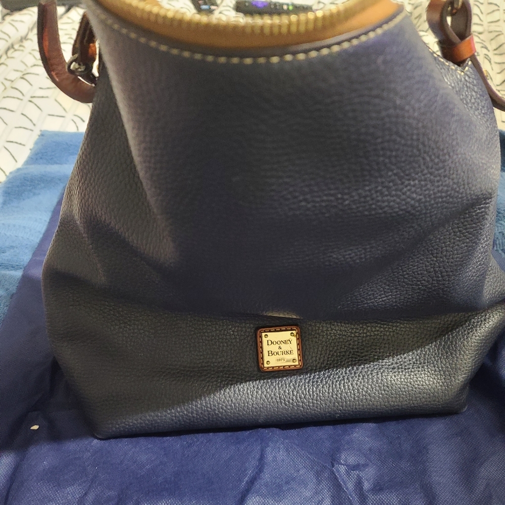 Dooney Bourke